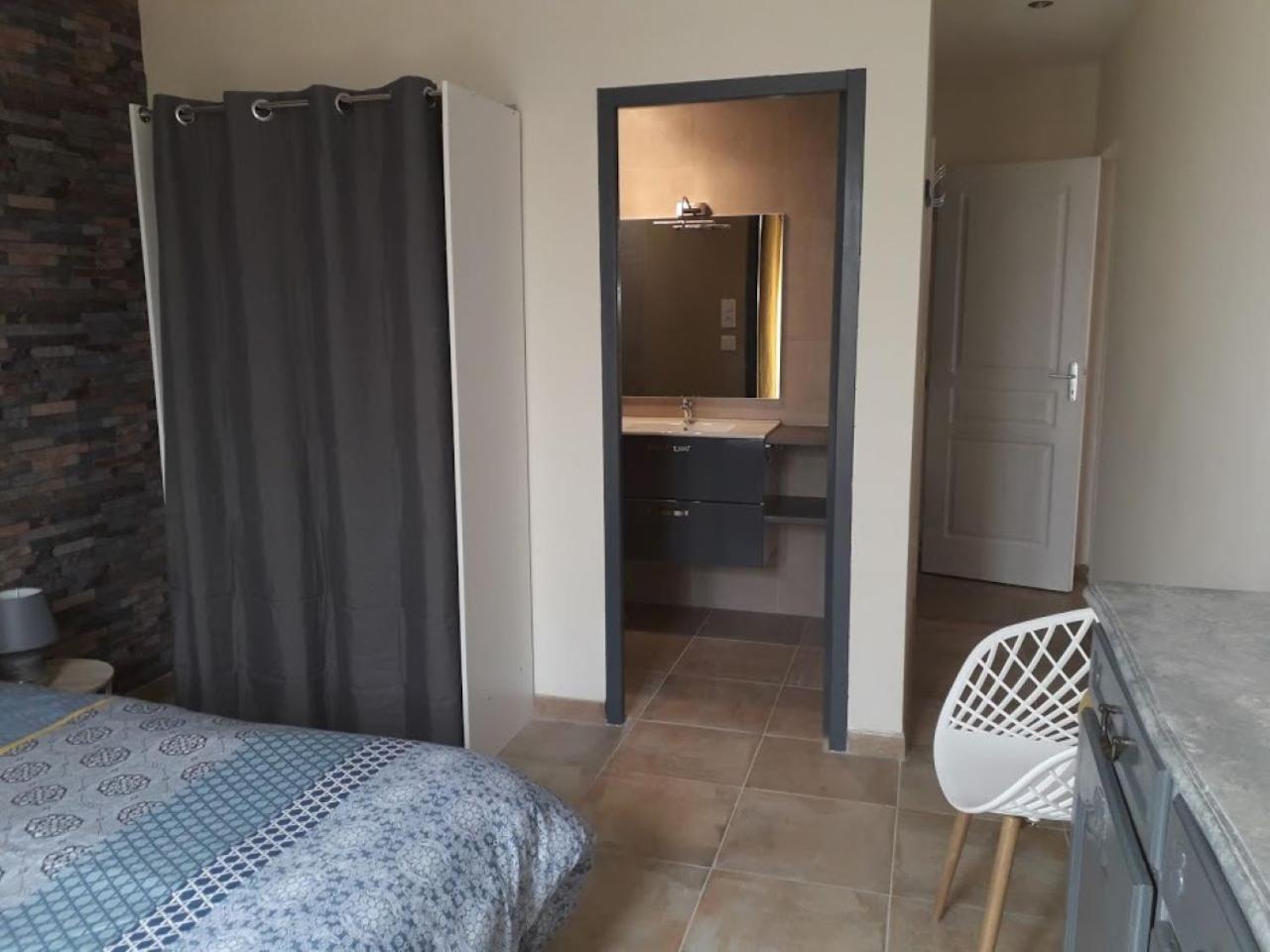 סאלרן Villa Lei Rigaue מראה חיצוני תמונה